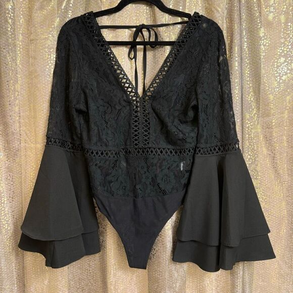 CIEN Black Lace Bell Sleeve Witchy Goth Whimsygoth Bodysuit Medium - Picture 1 of 13